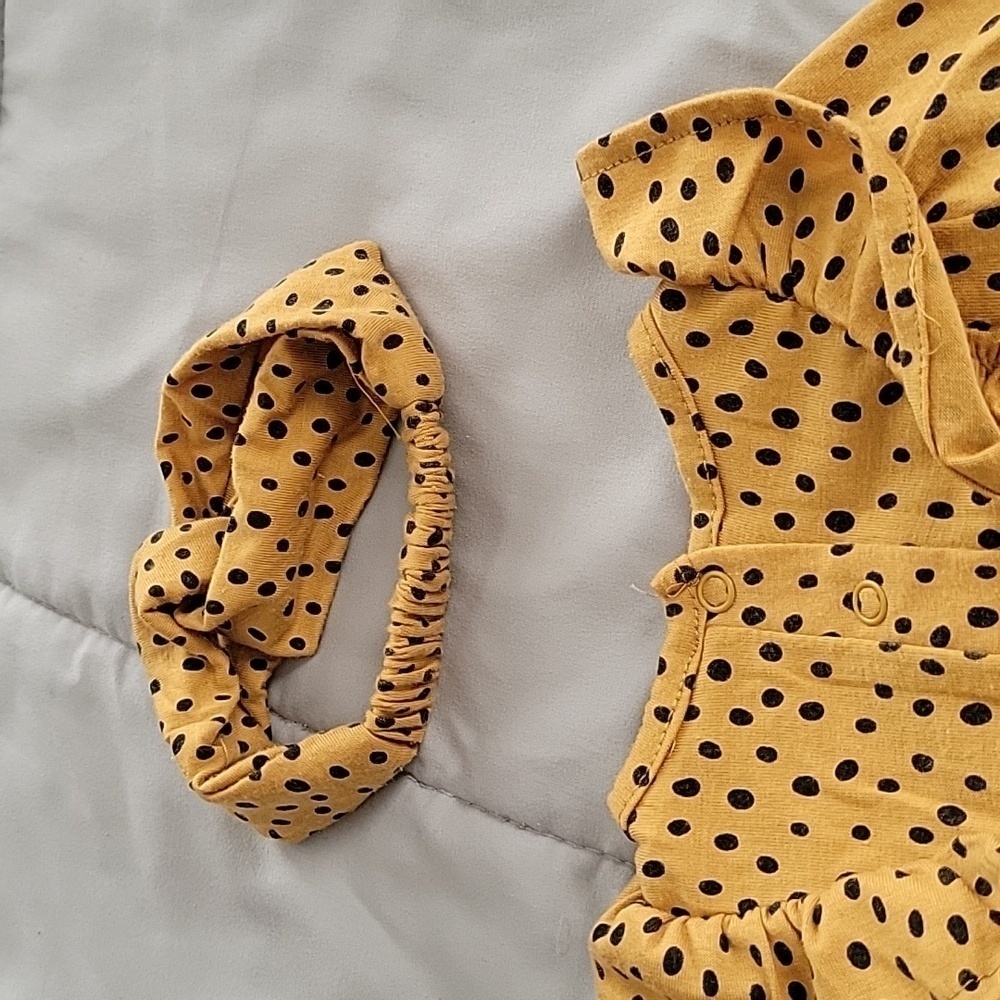 Jessica Simpson Baby Girl's Romper With Headband - Picture 11 of 11